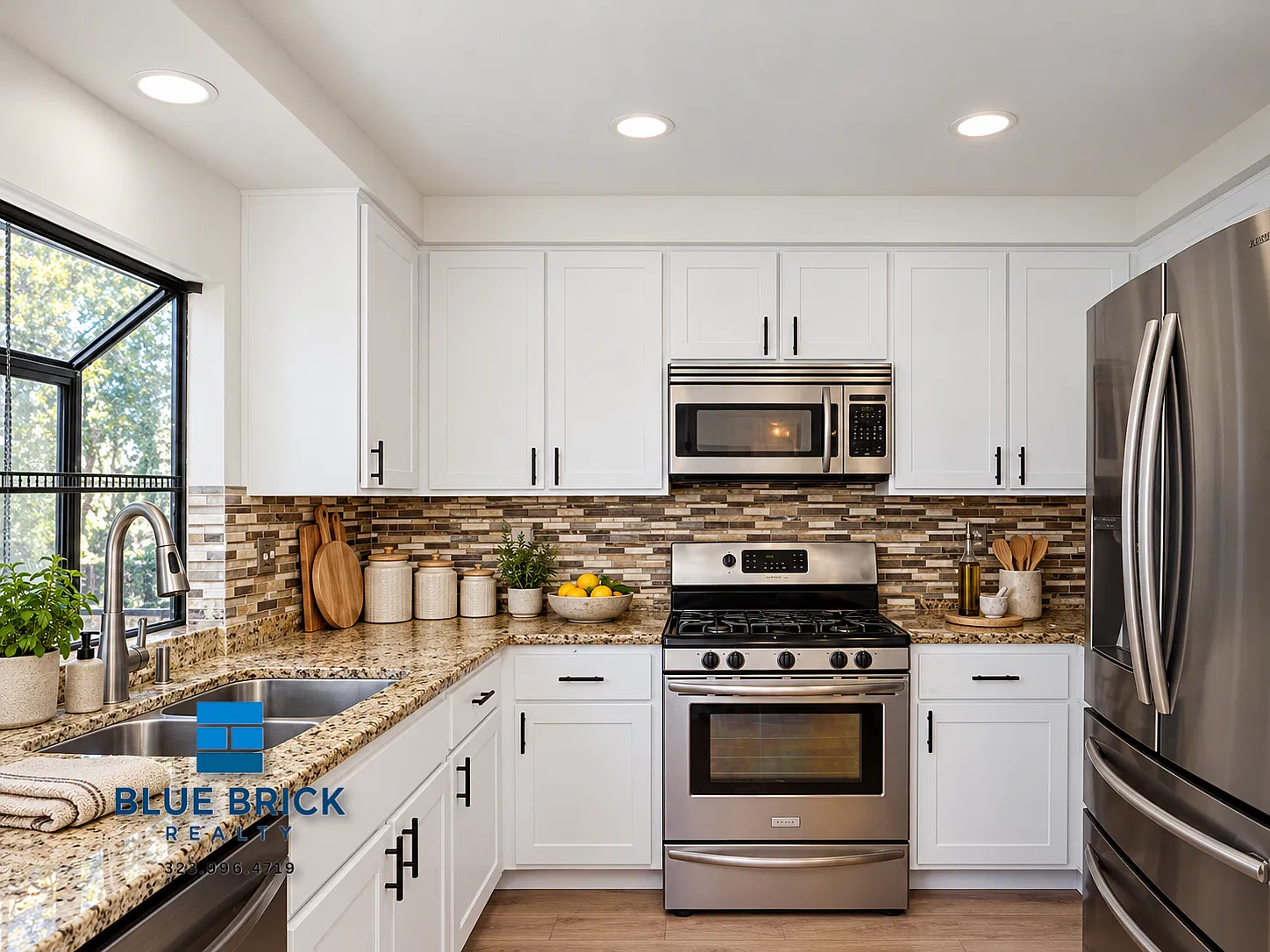 Your Perfect Retreat! Beautiful 3BR/2.5BA with Pool & In-Unit W/D! — Photo 3
