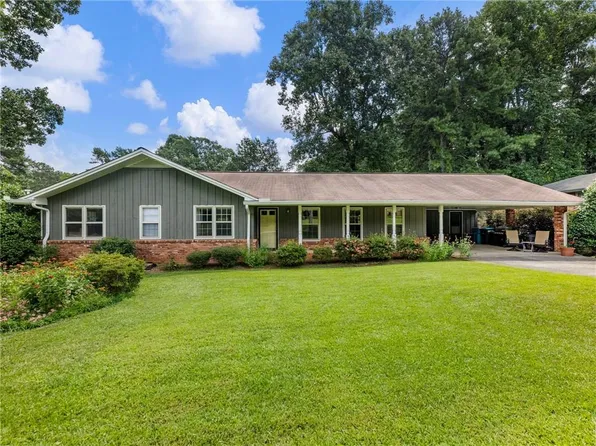 474 Four Winds Plz, Lilburn, GA 30047
