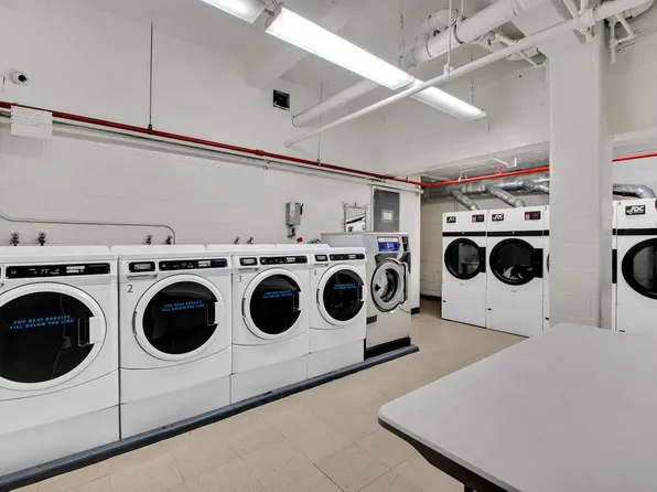 225 East 46th Street image 15 of 17