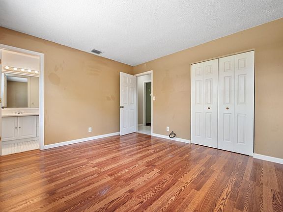 4th image of 6720 NW 26th Street