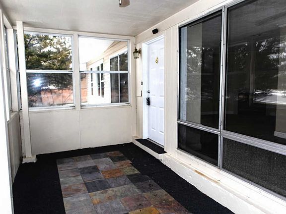2nd image of 516 Wildwood Dr
