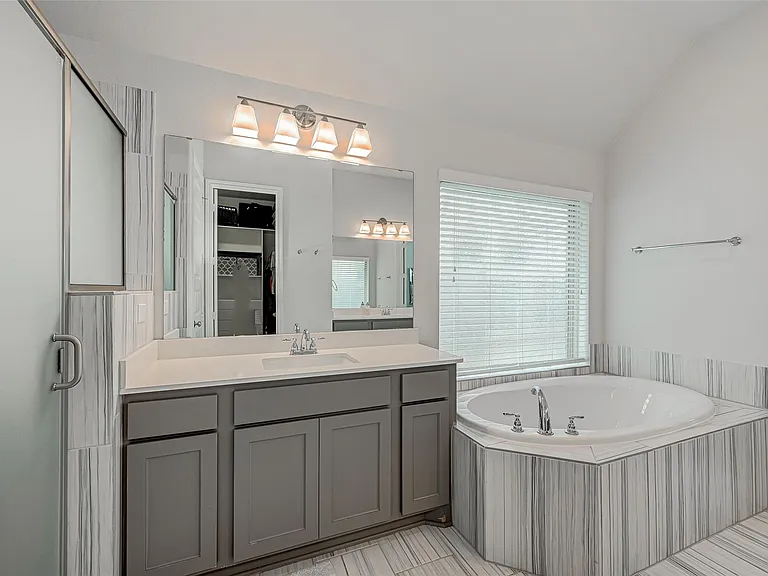 3510 Auburn Creek Cir — Photo 14