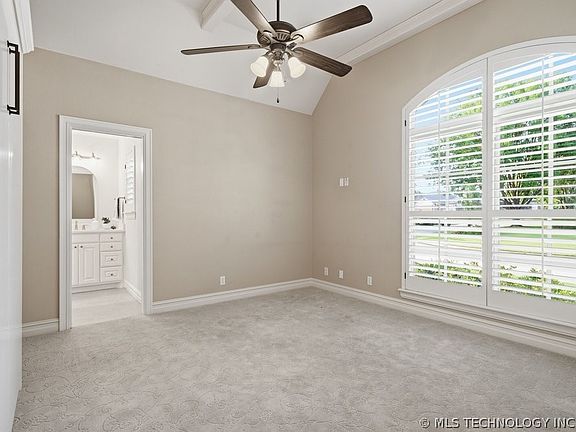 5th image of 7832 E Galveston St