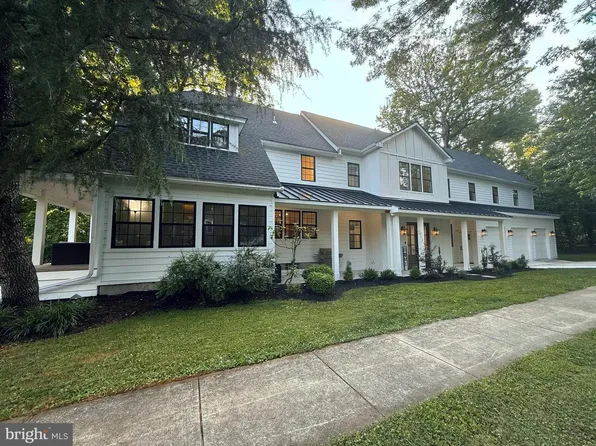 101 W Oak Ave, Moorestown, NJ 08057