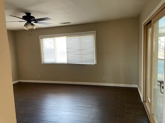 2nd image of 2421 W Woodward Ave
