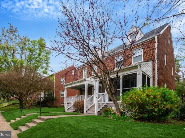 29 N Bedford St, Arlington, VA 22201