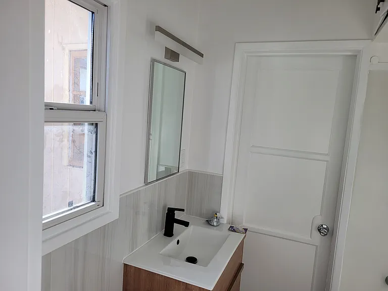 10528 Ayres Ave — Photo 5