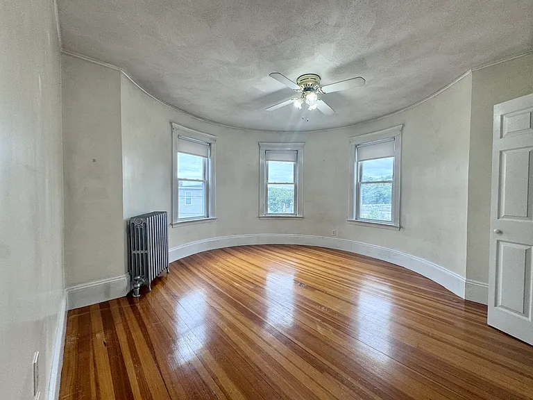 20 Bigelow St #3 — Photo 6