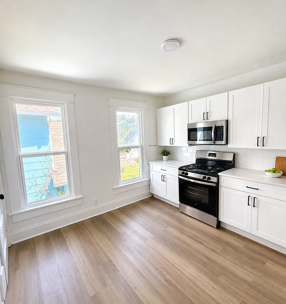 2 bed, 1050 sqft, $1,150 — Photo 2