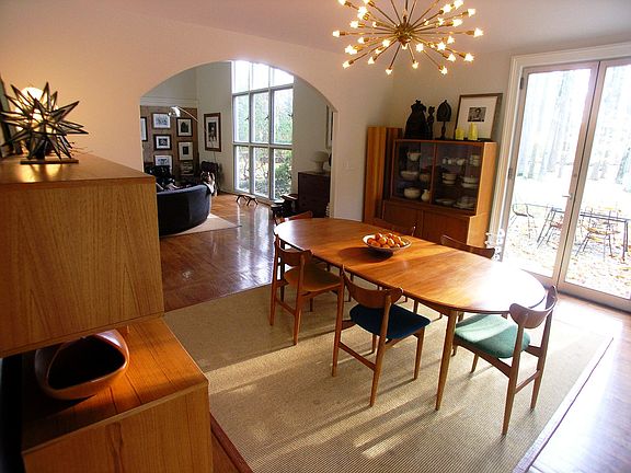 Splendid formal dining room