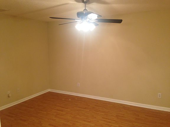 5th image of 6954 Gallant Cir SE #23