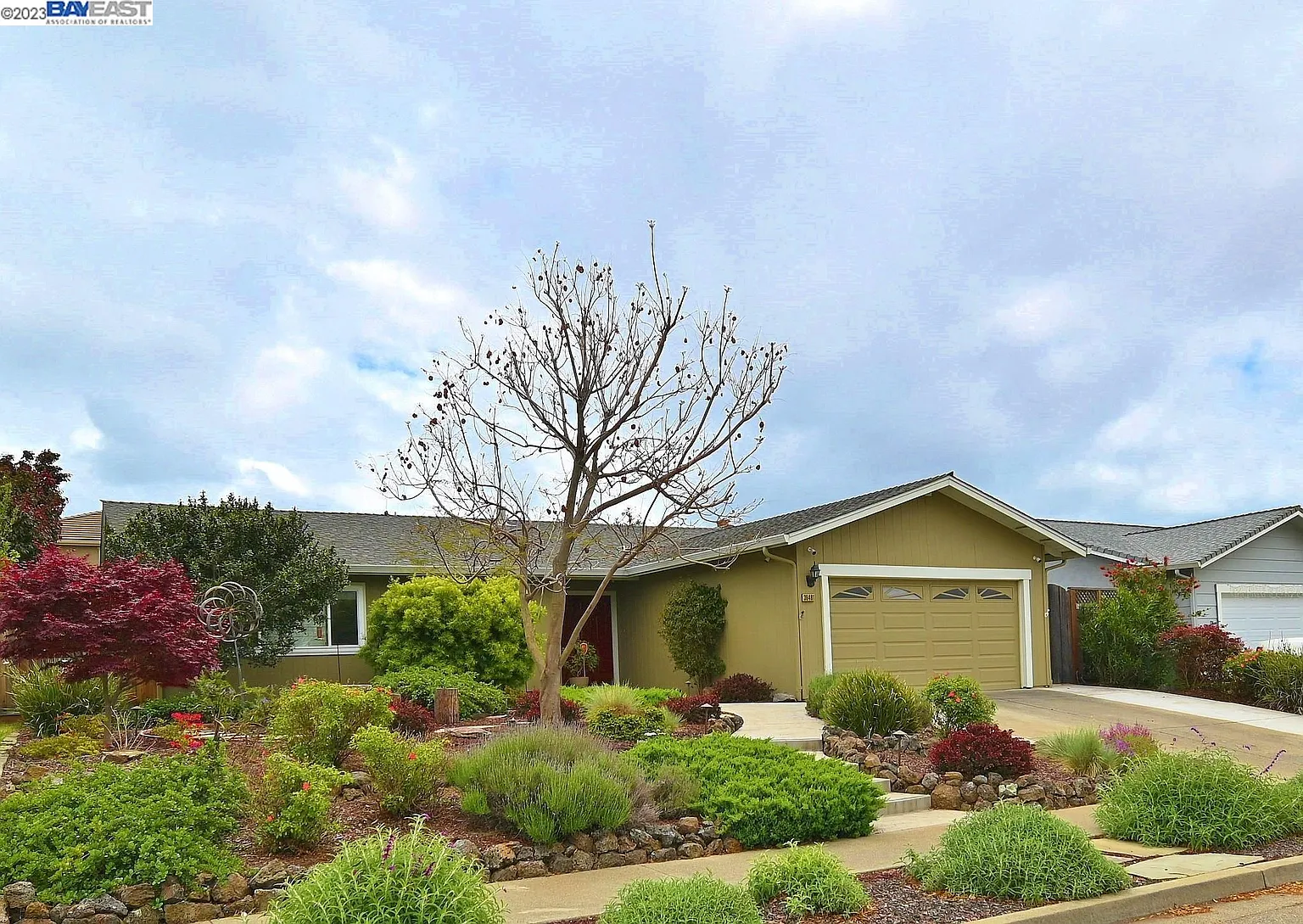 38481 Jacaranda Dr photo 1