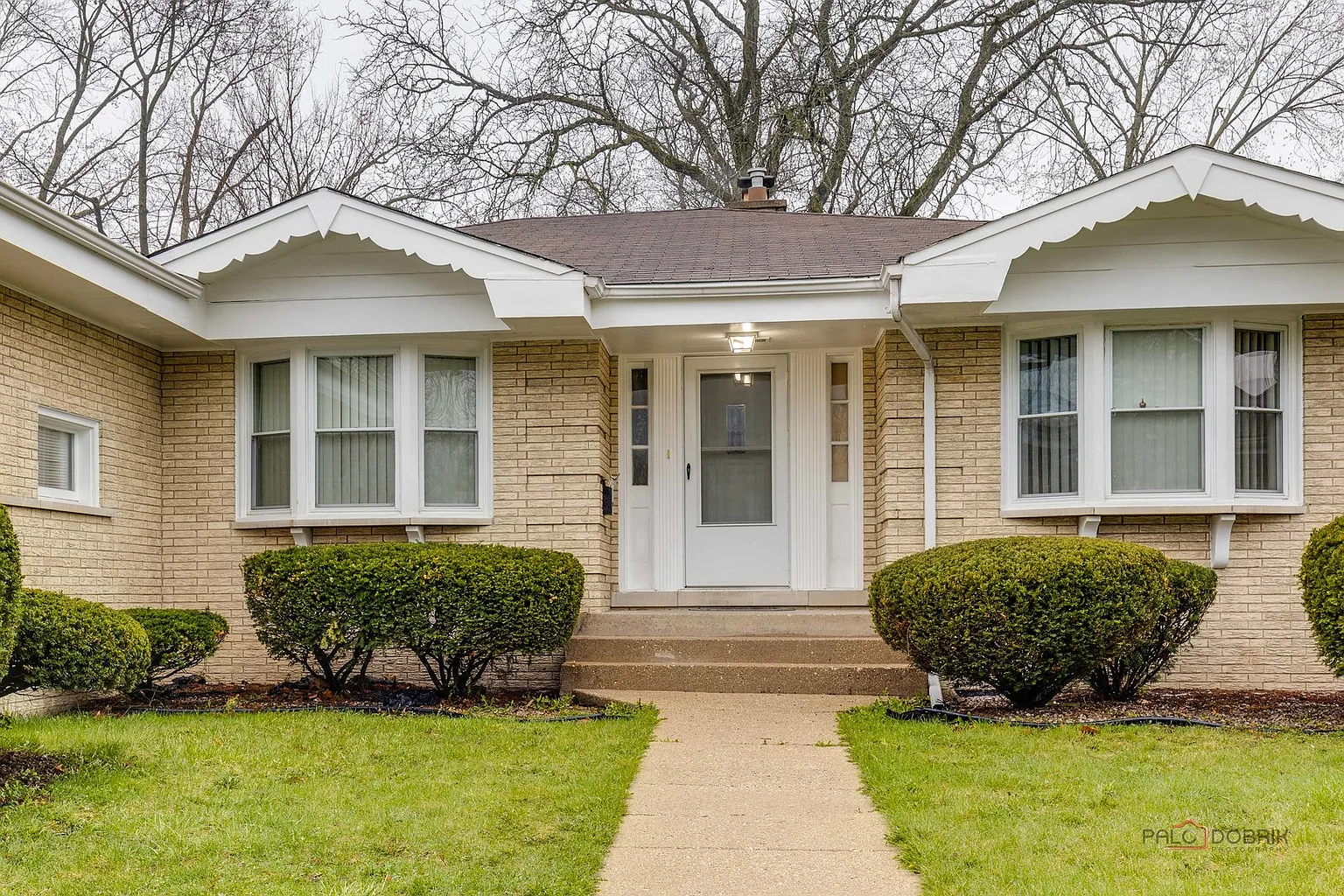818 Ash St photo 1