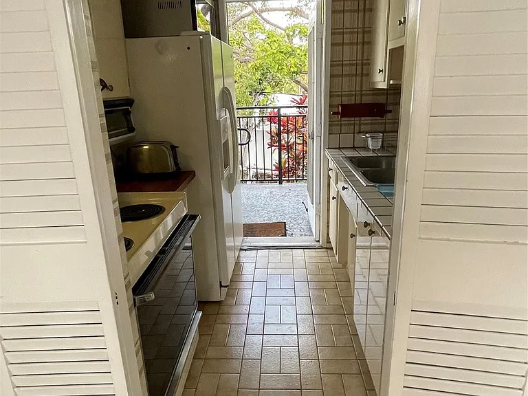 1125 SE 14th Pl #21D — Photo 7