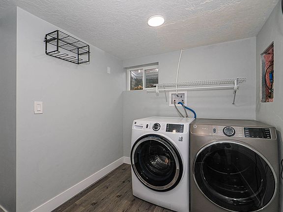 3rd image of 4457 W Walter Way
