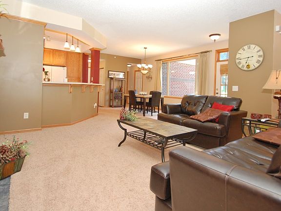 4th image of 11760 Vermillion St NE Unit G
