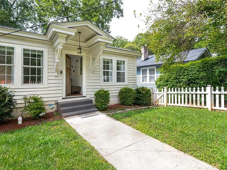 1125 Hardee St NE #A — Photo 30
