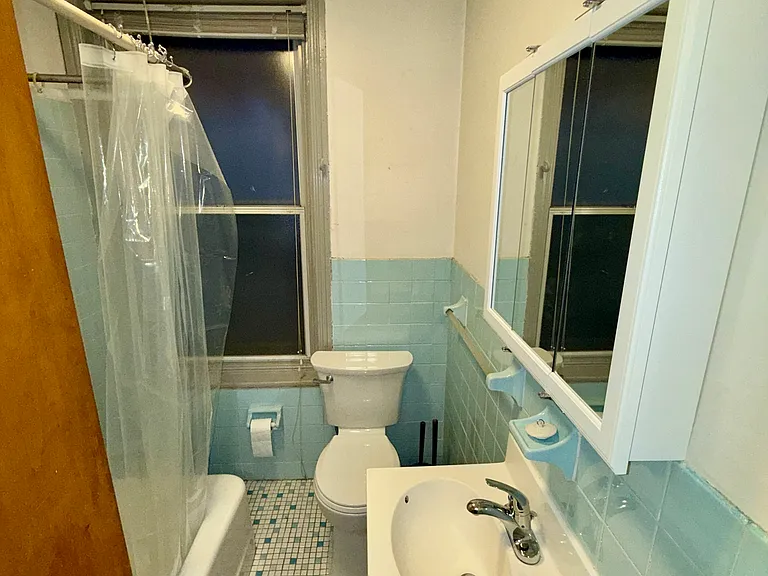 157 N 21st St #3 — Photo 10
