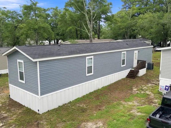 4603 Pelican St., North Myrtle Beach, SC 29582