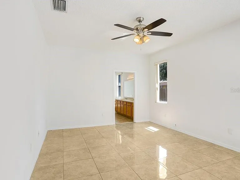 930 Grand Canyon Dr — Photo 18