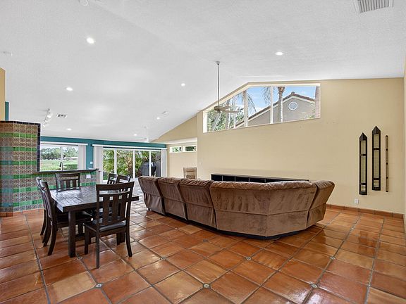 5th image of 1404 Mahogany Place