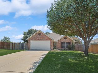 809 Ridgecrest Ct, Aubrey, TX 76227