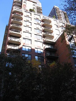 Rented by Keller Williams NYC | media 18