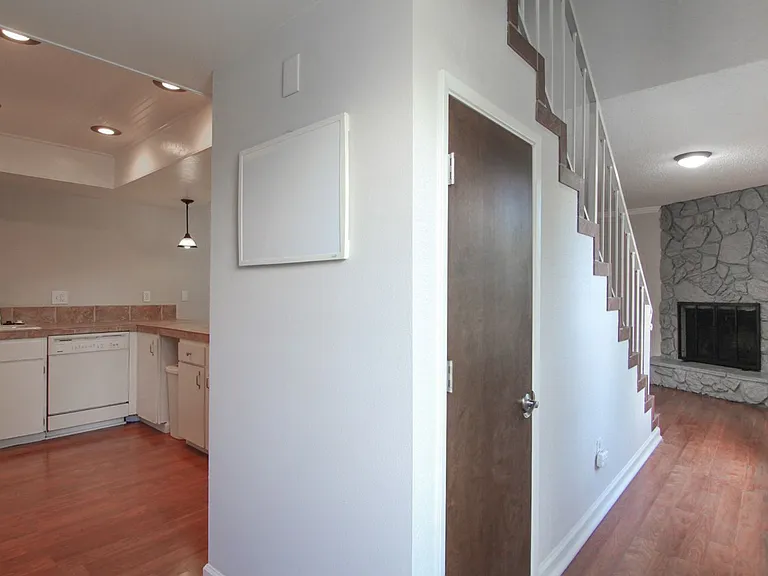 1975 Bechelli Ln — Photo 8