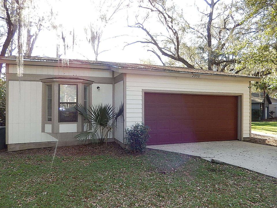 1st image of 2950 Bay Shore Dr
