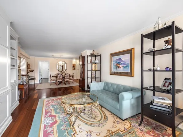 111 East 85th Street 9G image 2 of 15