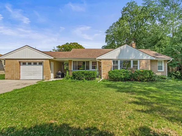 816 South 90th STREET, West Allis, WI 53214
