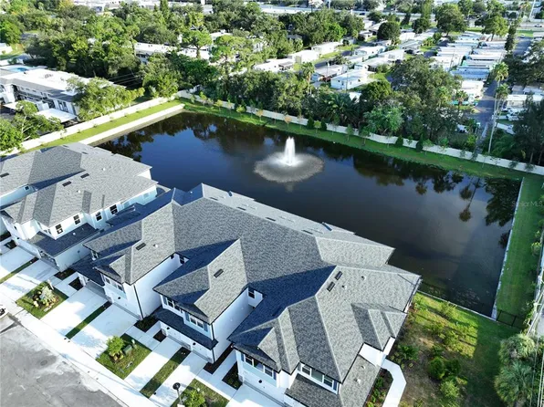 7660 93rd St N, Seminole, FL 33777