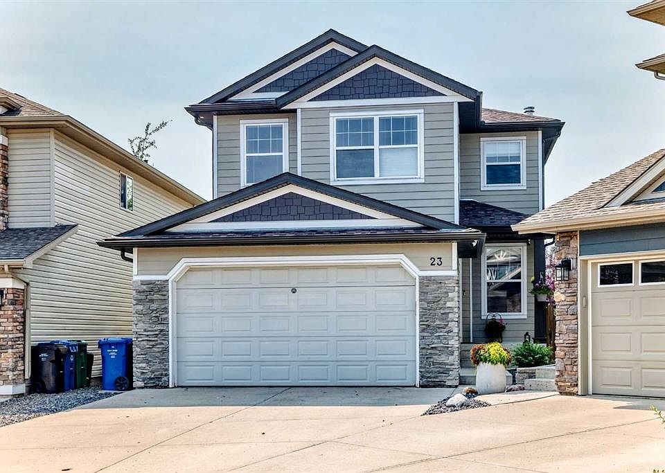 1st image of 23 NE Everoak Bay SW