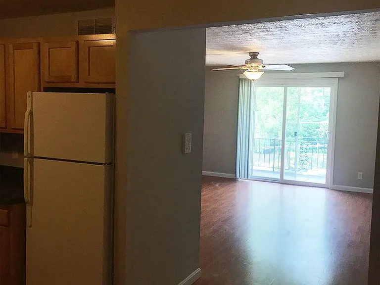 525 Lowell Ave — Photo 28