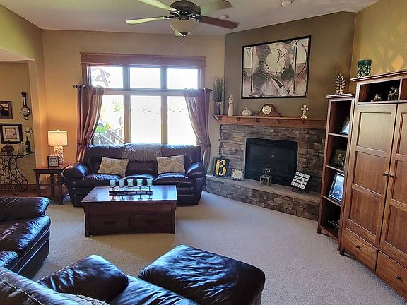 3rd image of 2422 NW Park Meadows Dr
