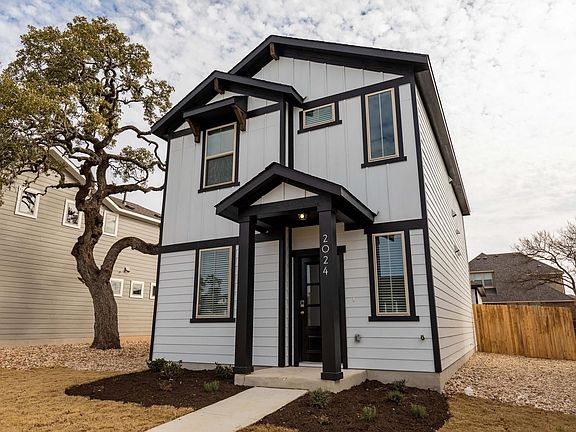 2nd image of 2024 Pecan Island Dr