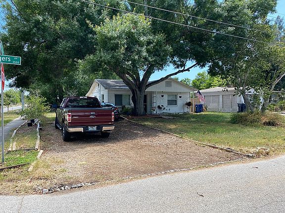2nd image of 3502 Rogers Ave