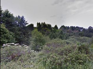 416 Spring Rd, Whitethorn, CA 95589