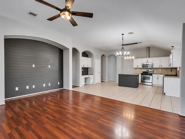 3417 Cypress Village Dr — Photo 19
