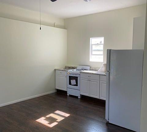 4th image of 5086 Beech St