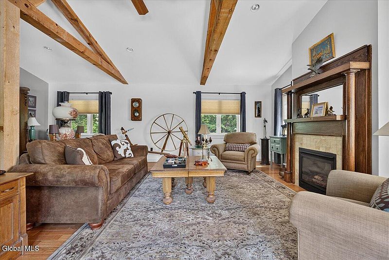 4th image of 3915 Blue Ridge Road