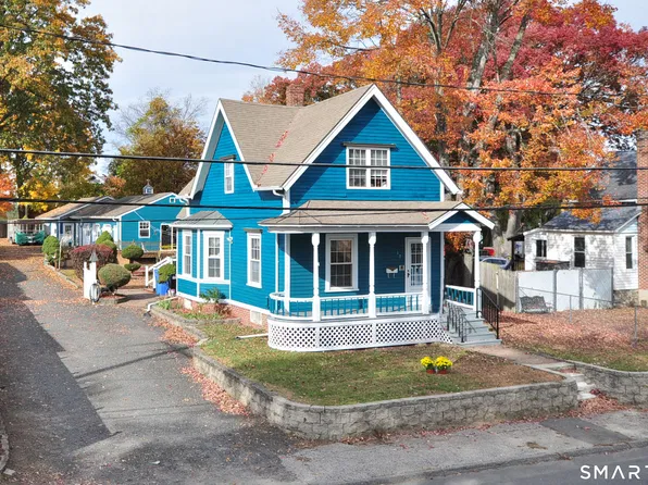 17 Edgewood Avenue, Waterbury, CT 06706