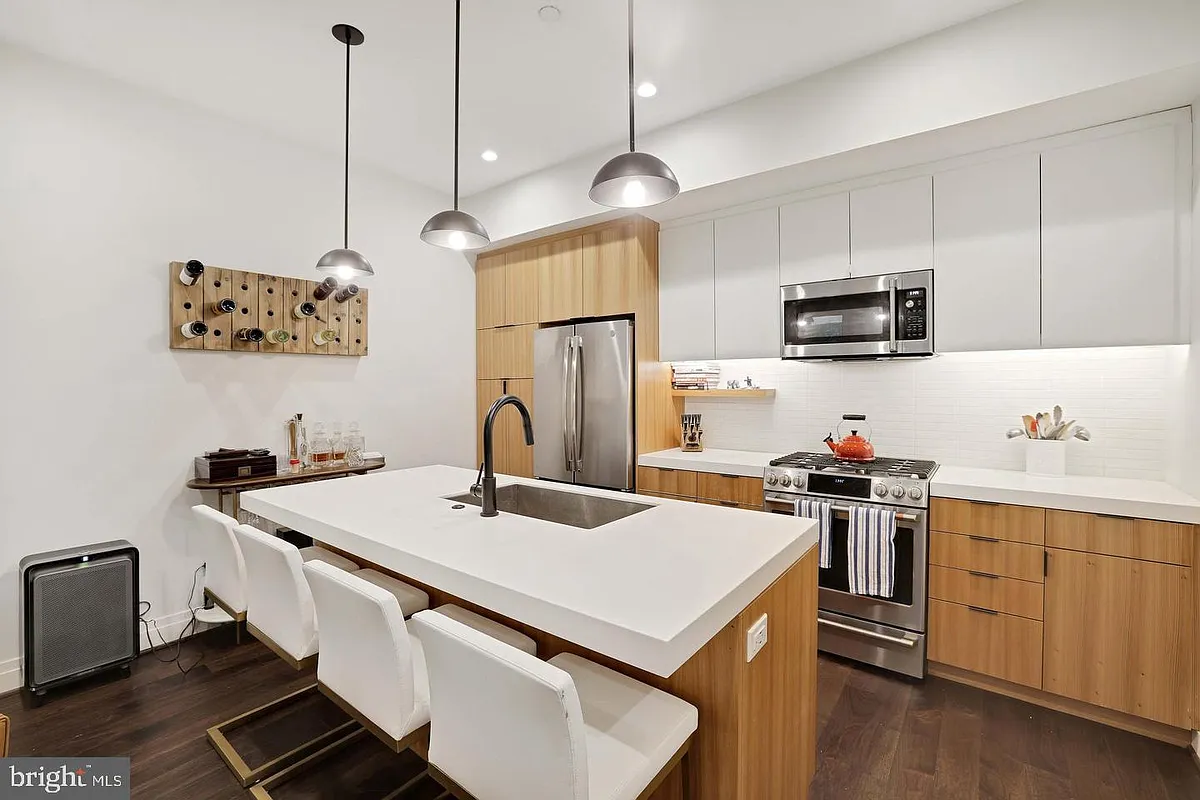 Building Photo - 1469 Florida Ave NW #2