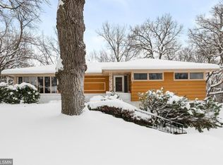 1332 Hillcrest Dr NE, Fridley, MN 55432