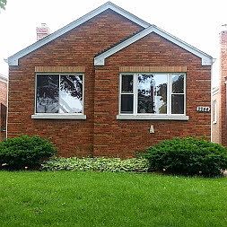 2nd image of 2244 Forest Ave