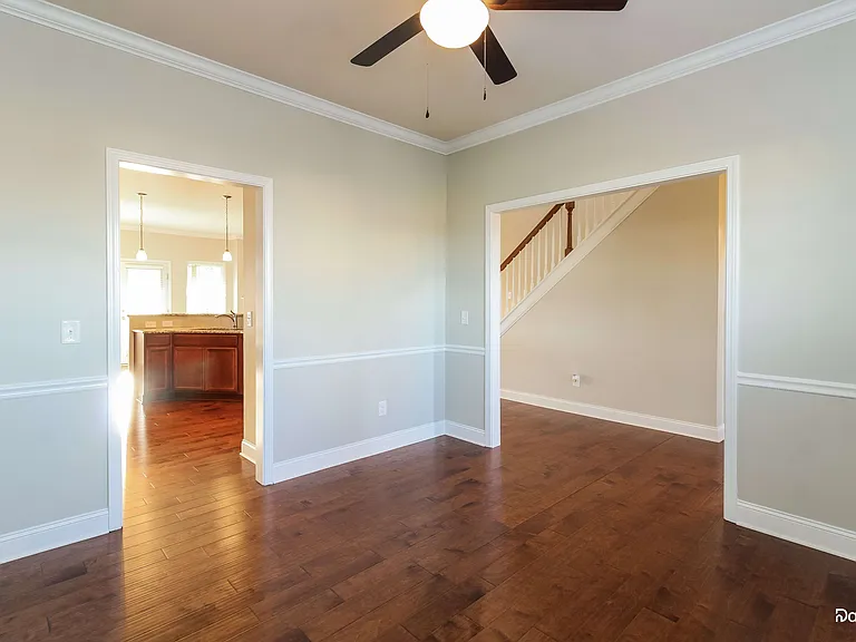 193 Twisted Cypress Ln — Photo 6