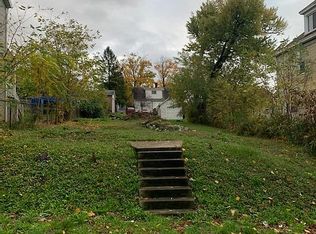 242 Coolspring St, Uniontown, PA 15401