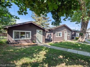 9317 Main St, Whitmore Lake, MI 48189