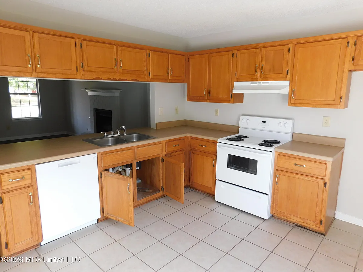 Building Photo - 2603 Winwood Cv