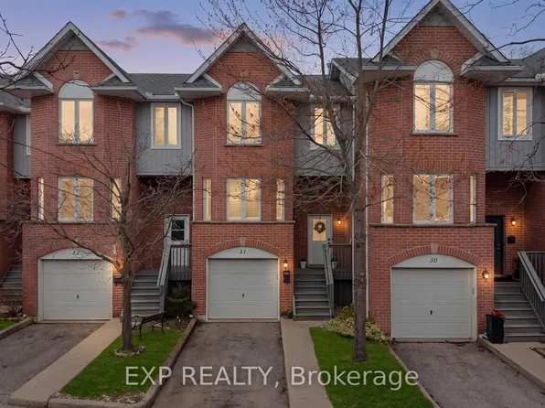 245 Bishop St S #31, Cambridge, ON N3H 5N2